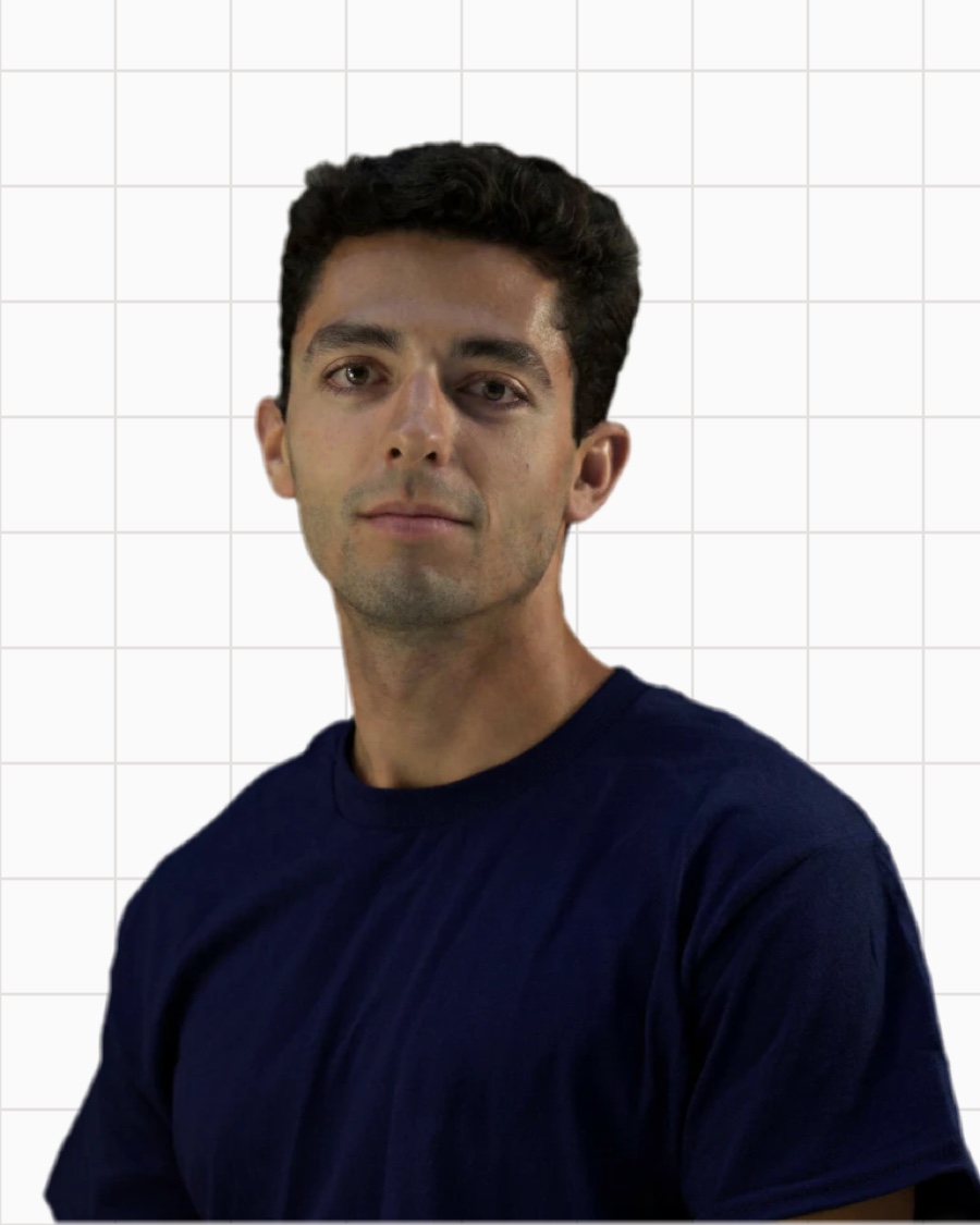 Álvaro Torres, Founding member
